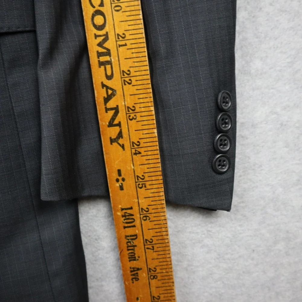 Peter Millar Wool Blazer Mens 44T Gray Herringbone 2-Button Wool Suit Jacket
